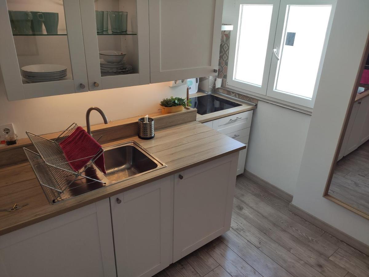 Luminoso Y Acogedor Apartamento Junto A La Macarena De Sevilla Sevilha Exterior foto